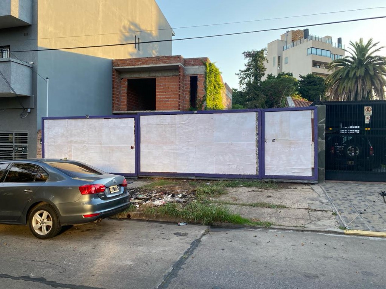 Lote de 385m2 + construccion  - Villa Bosch