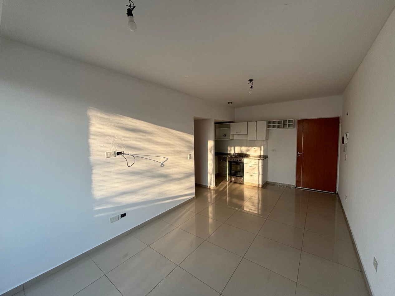 Excelente departamento de 2 ambientes - San Andres