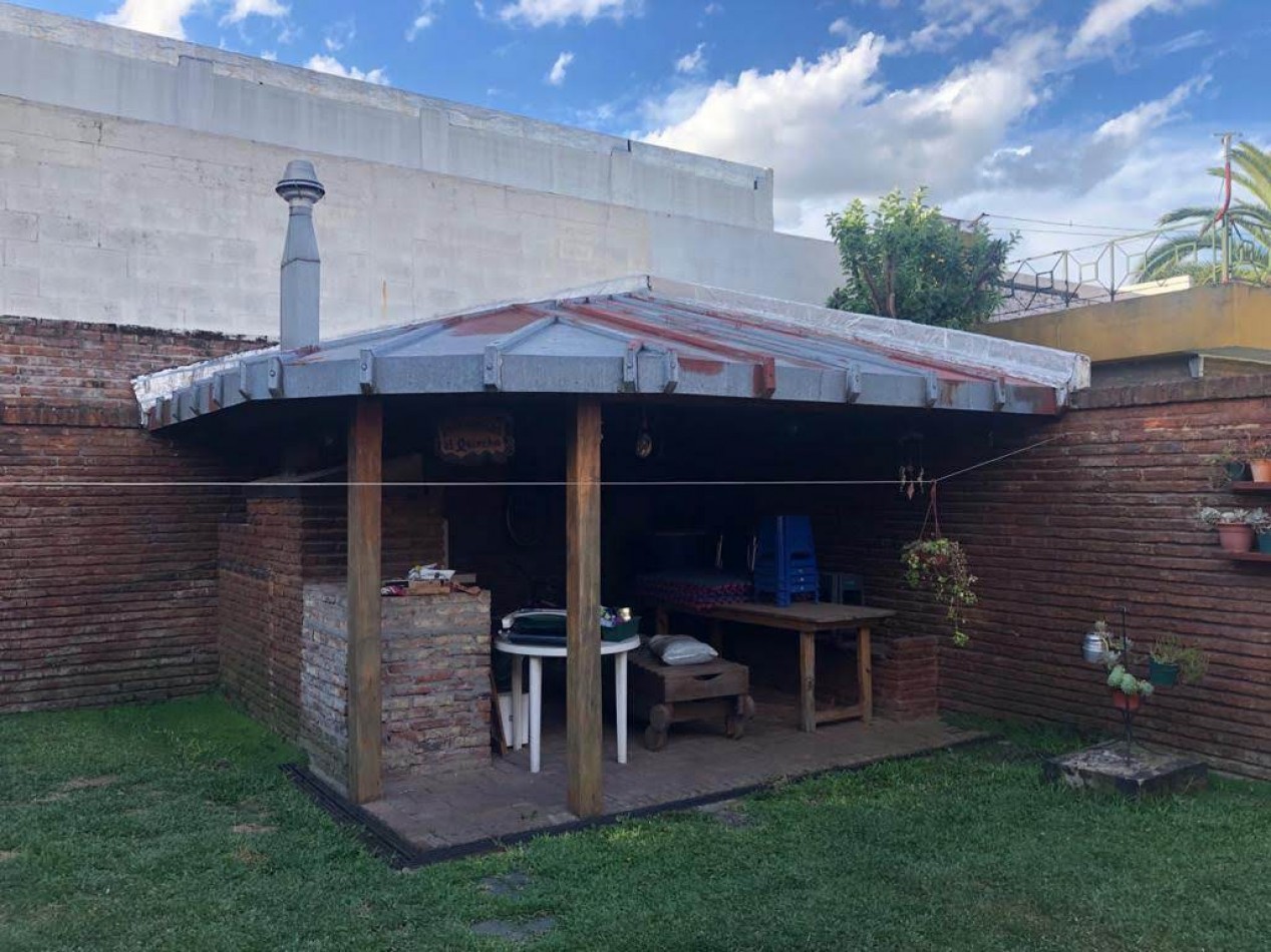 Excelente Casa 4 Ambientes - Billinghurst - San Martín