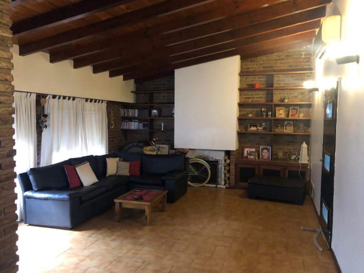 Excelente Casa 4 Ambientes - Billinghurst - San Martín