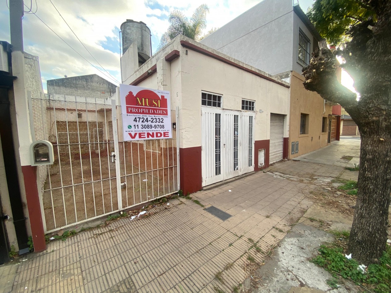 Casa 4 ambientes - Zona Agustiniano - San Andres 