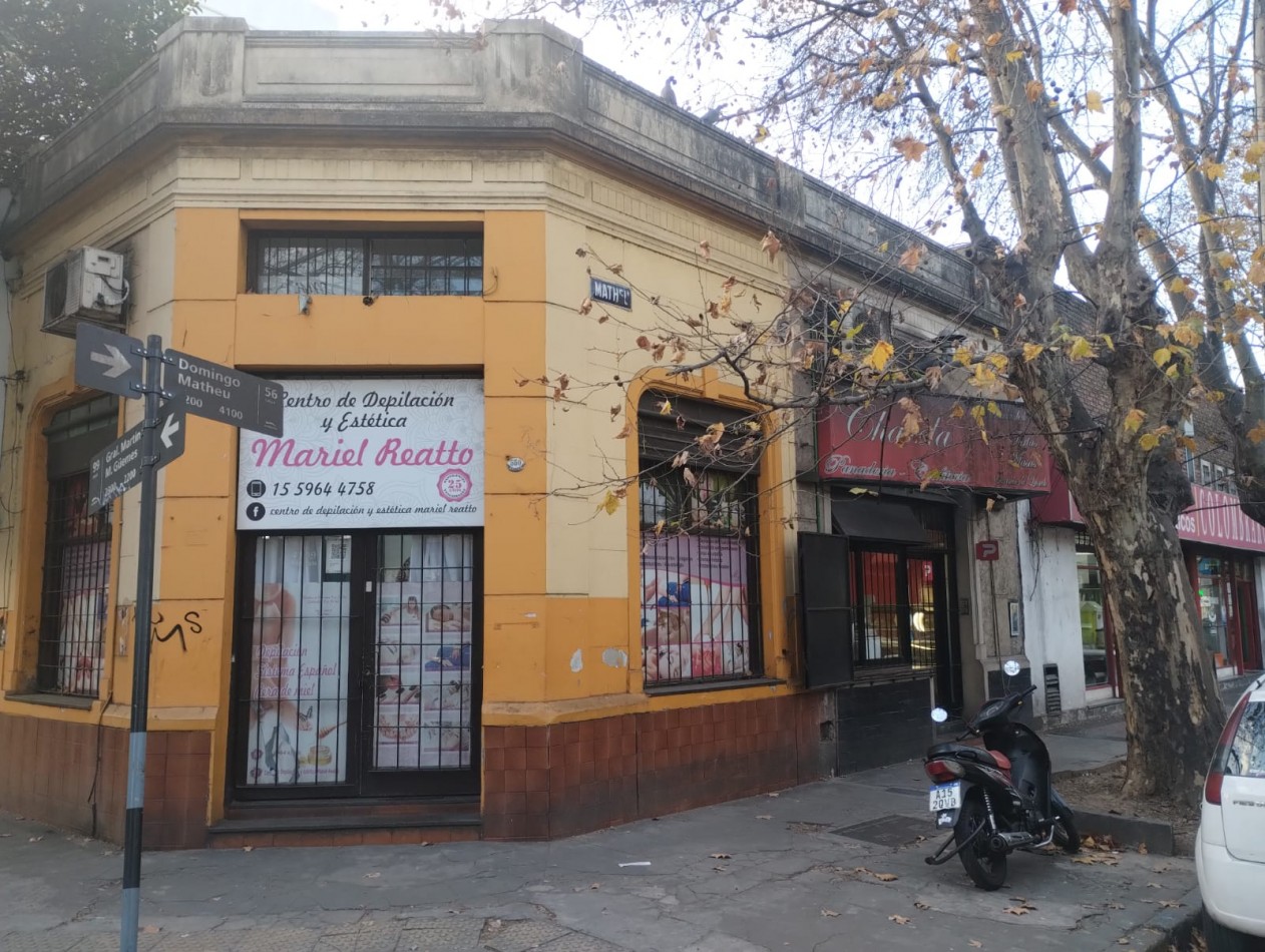 Excelente esquina en el centro de Gral. San Martin 