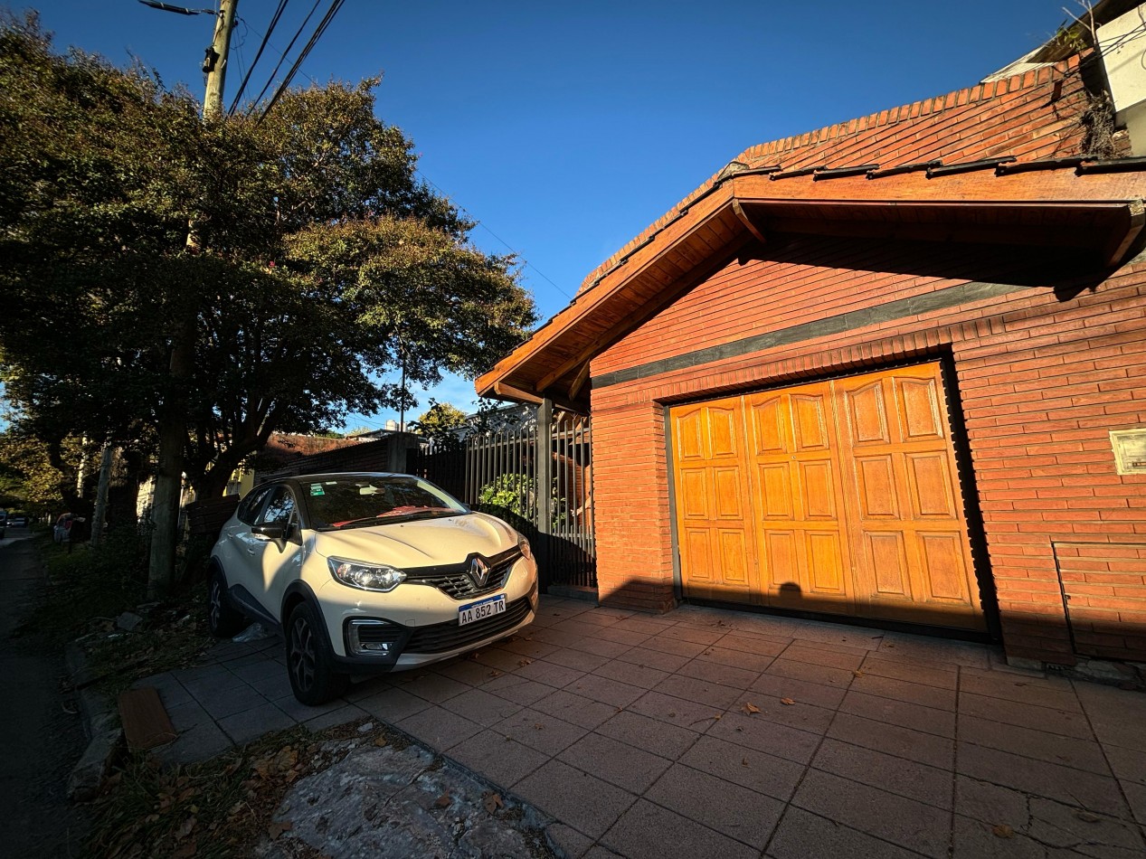 Hermosa casa de 4 ambientes en venta - San Martin