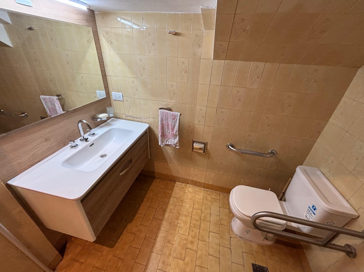 Casa 5 ambientes - Villa Ballester