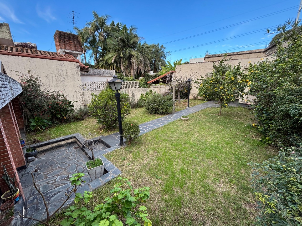 Casa 5 ambientes - Villa Ballester