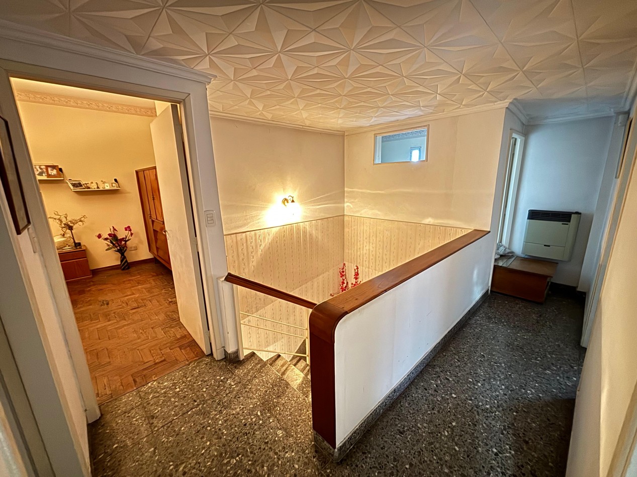 Casa 5 ambientes - Villa Ballester