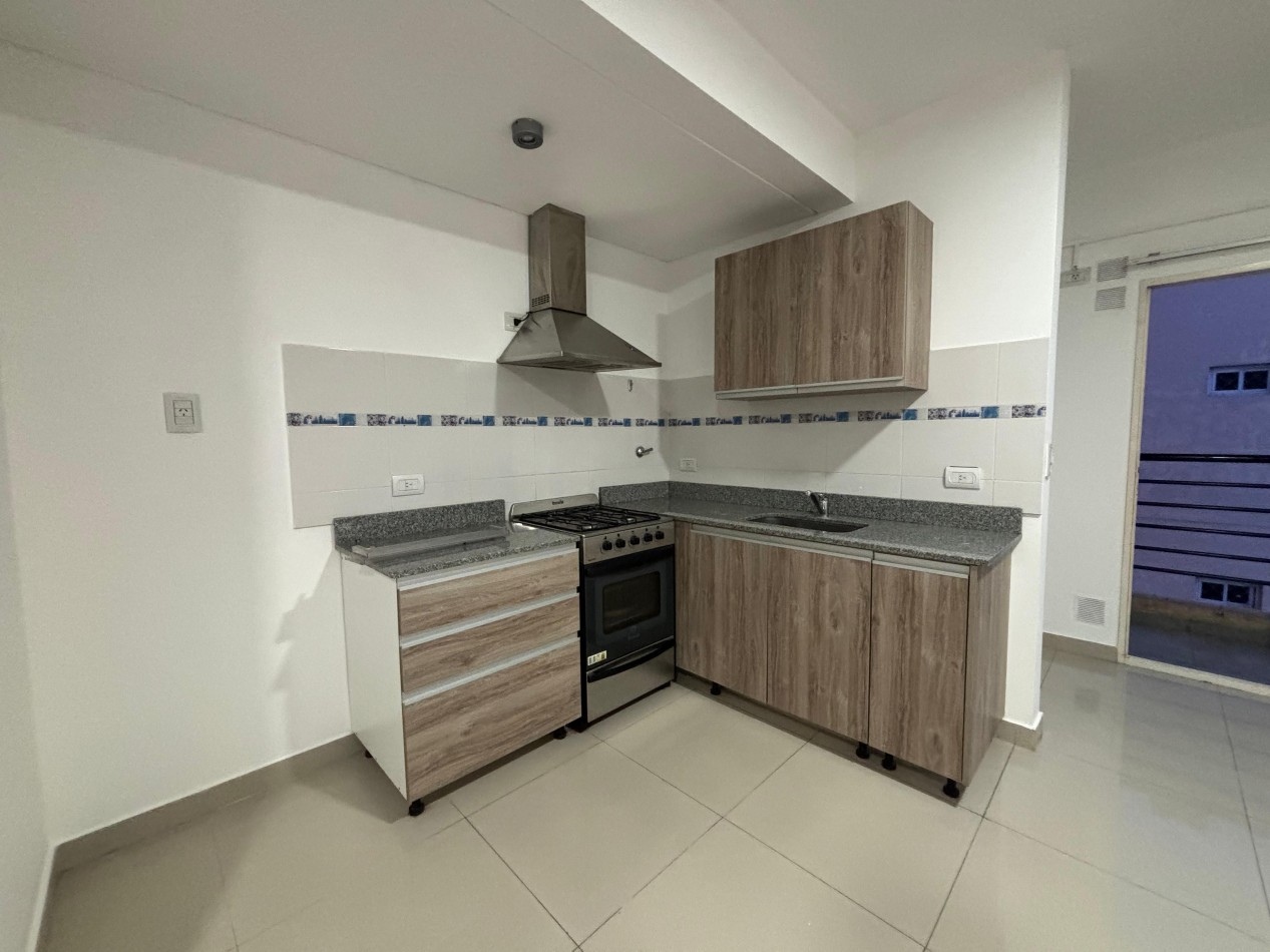 Hermoso departamento de 2 ambientes en alquiler - San Martin