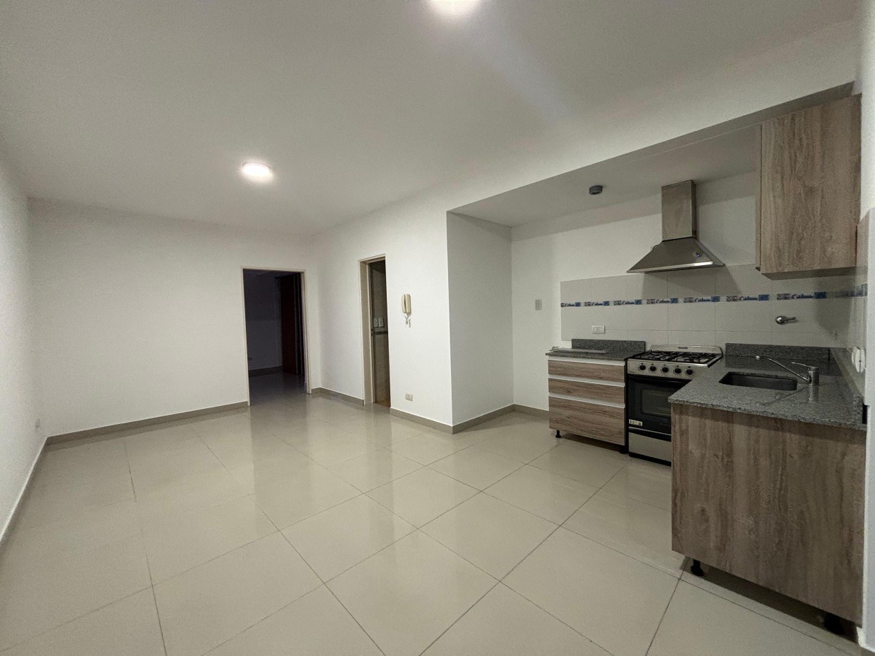 Hermoso departamento de 2 ambientes en alquiler - San Martin