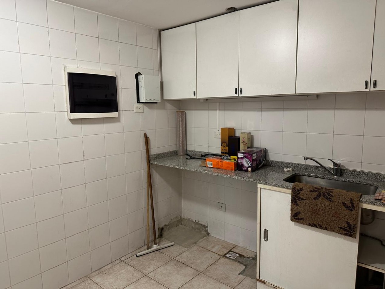 HERMOSA CASA DE 6 AMBIENTES - VICENTE LOPEZ
