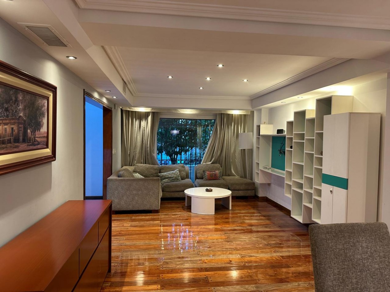 HERMOSA CASA DE 6 AMBIENTES - VICENTE LOPEZ