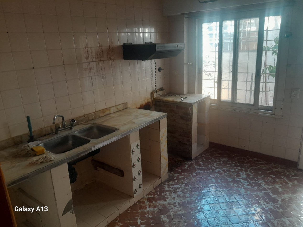 CASA DE 3 AMBIENTES - VILLA LIBERTAD