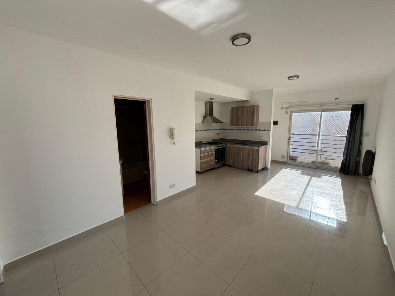 Hermoso departamento de 2 ambientes en alquiler - San Martin