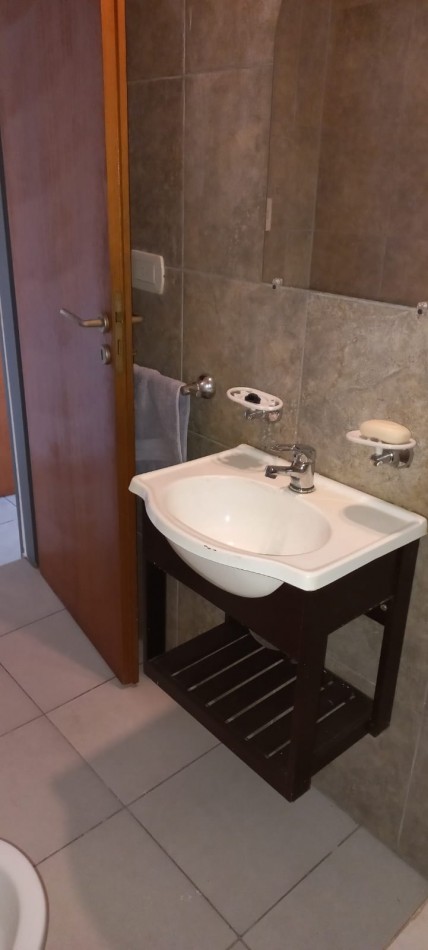 Excelente departamento de 2 ambientes en alquiler - San Andres