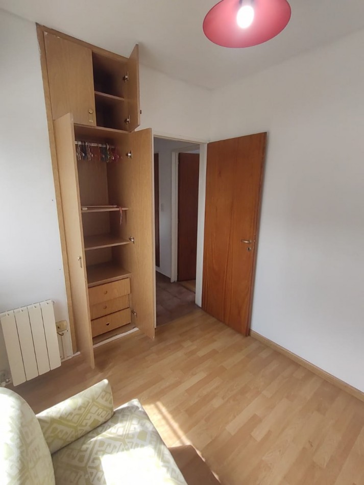 Excelente departamento de 4 ambientes tipo duplex con cochera y baulera en venta - San Martin centro