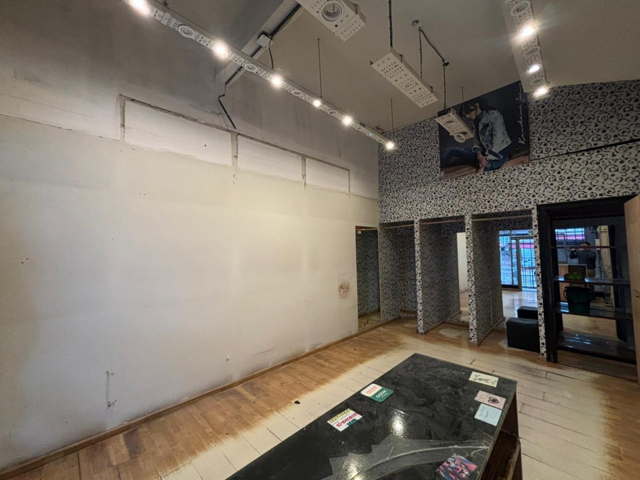 Excelente local comercial en alquiler a metros peatonal Belgrano - CENTRO DE SAN MARTIN