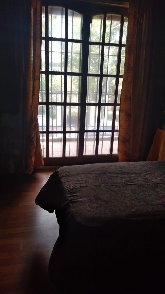 Excelente casa de 5 ambientes en venta - San Martin centro