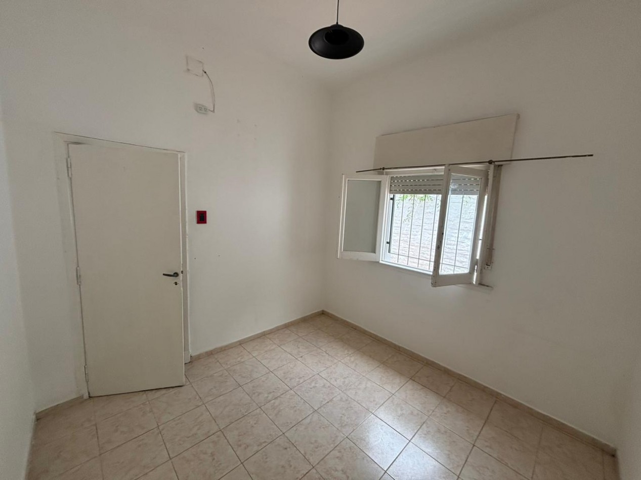 Excelente casa de 3 ambientes en alquiler - Villa Ballester