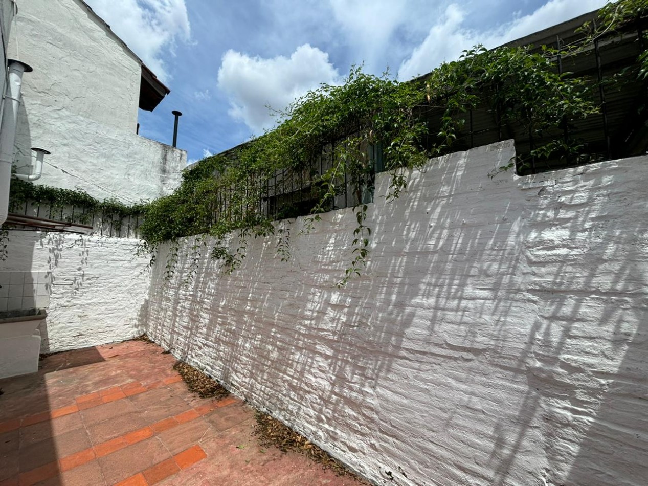 Excelente casa de 3 ambientes en alquiler - Villa Ballester