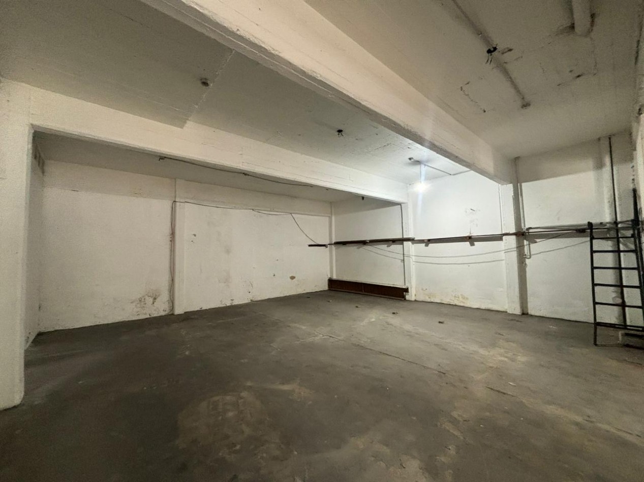 Exclusivo local en zona comercial en alquiler - San Martin