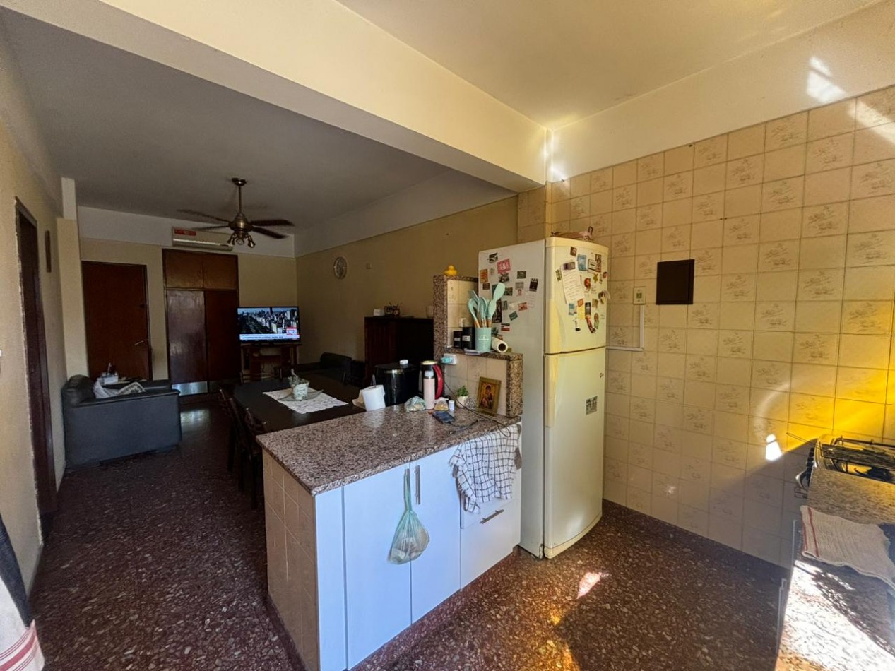 Amplio PH de 5 ambientes en venta - Villa Maipu