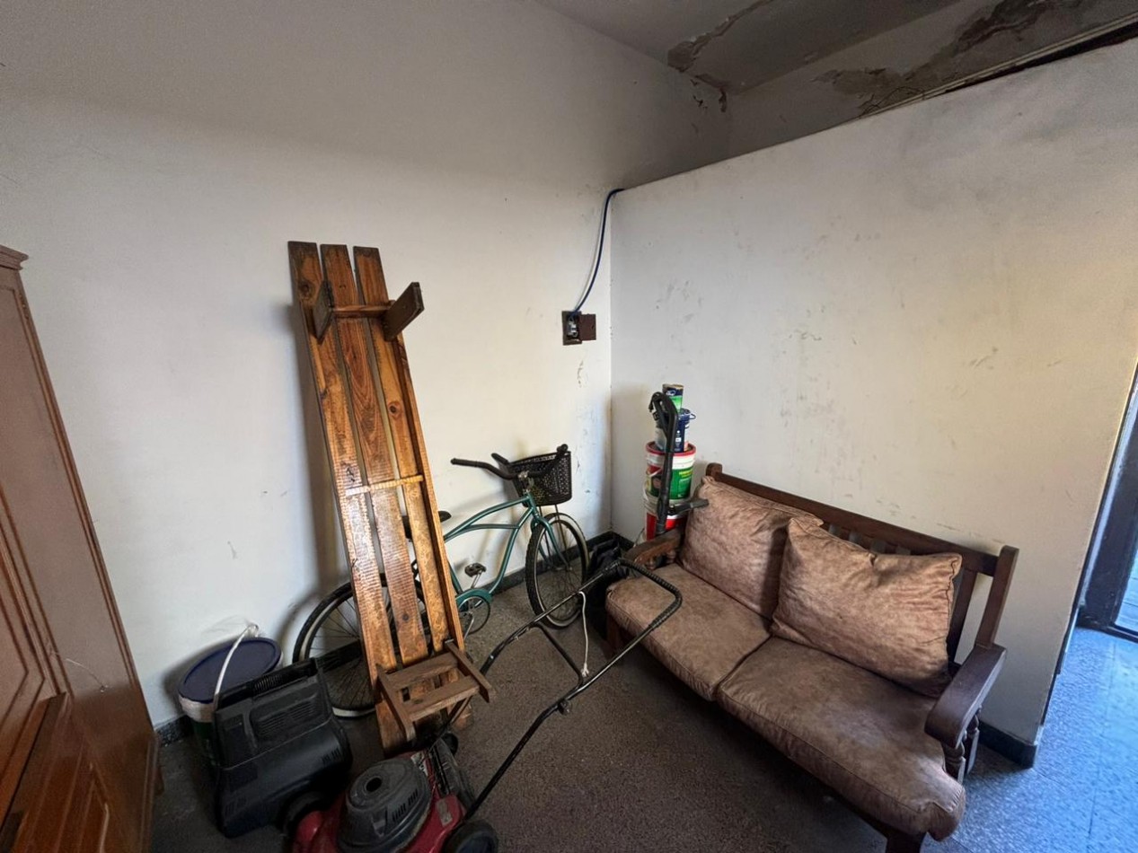 Amplio PH de 5 ambientes en venta - Villa Maipu