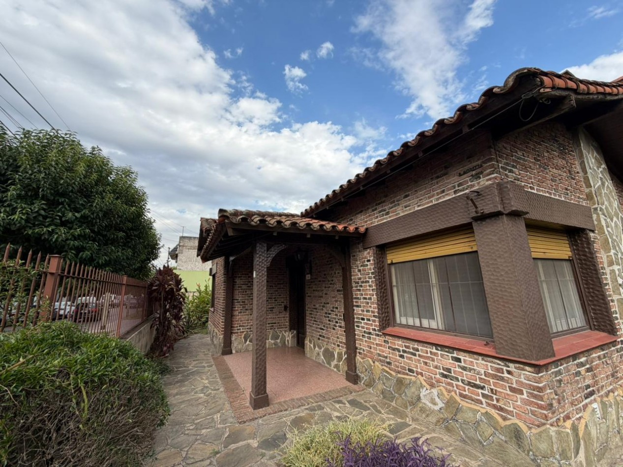 Excelente PH Tipo casa de 4 ambientes en venta - San Andres