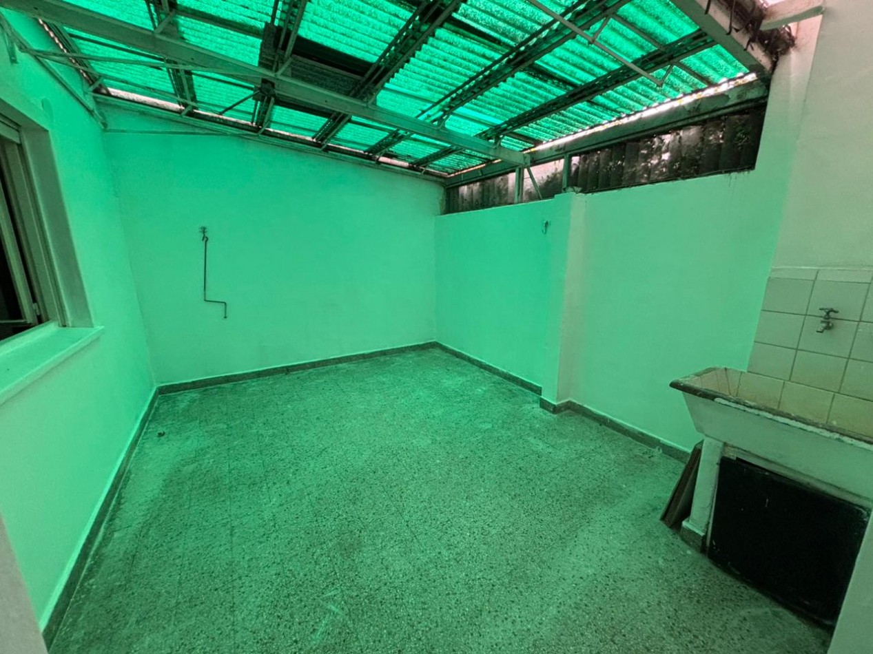 Depto 2 amb. Centro San Martin. 