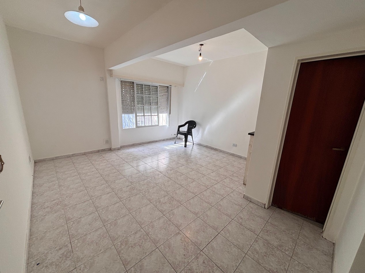 Monoambiente mas cochera - Centro San Martin