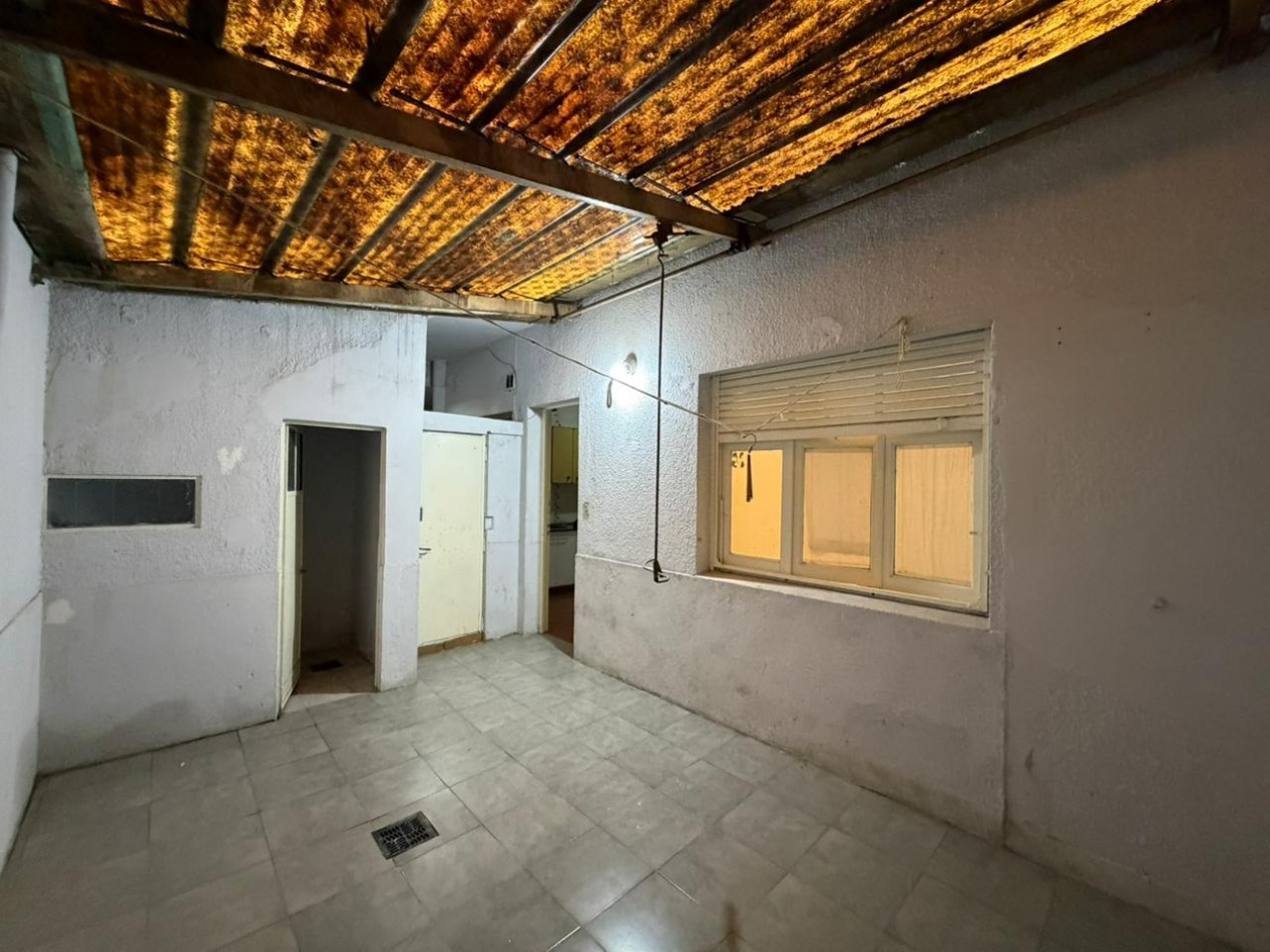 Excelente PH de 3 ambientes con patio en alquiler - Villa Urquiza