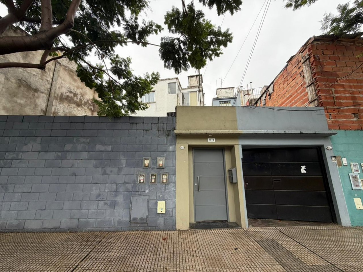 Excelente PH de 3 ambientes con patio en alquiler - Villa Urquiza