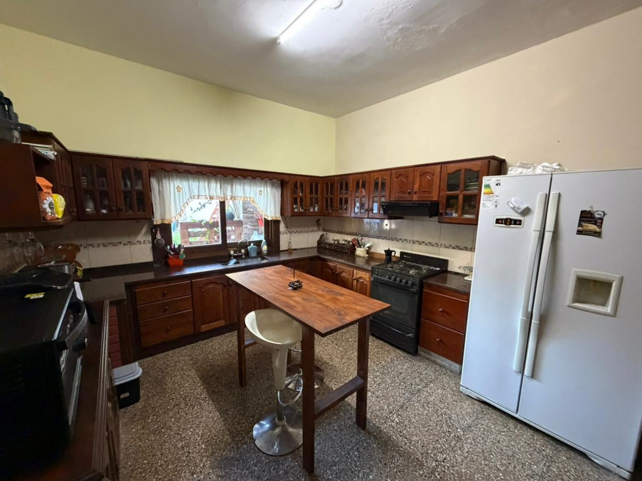 Hermosa casa de 4 ambientes en venta - San Martin
