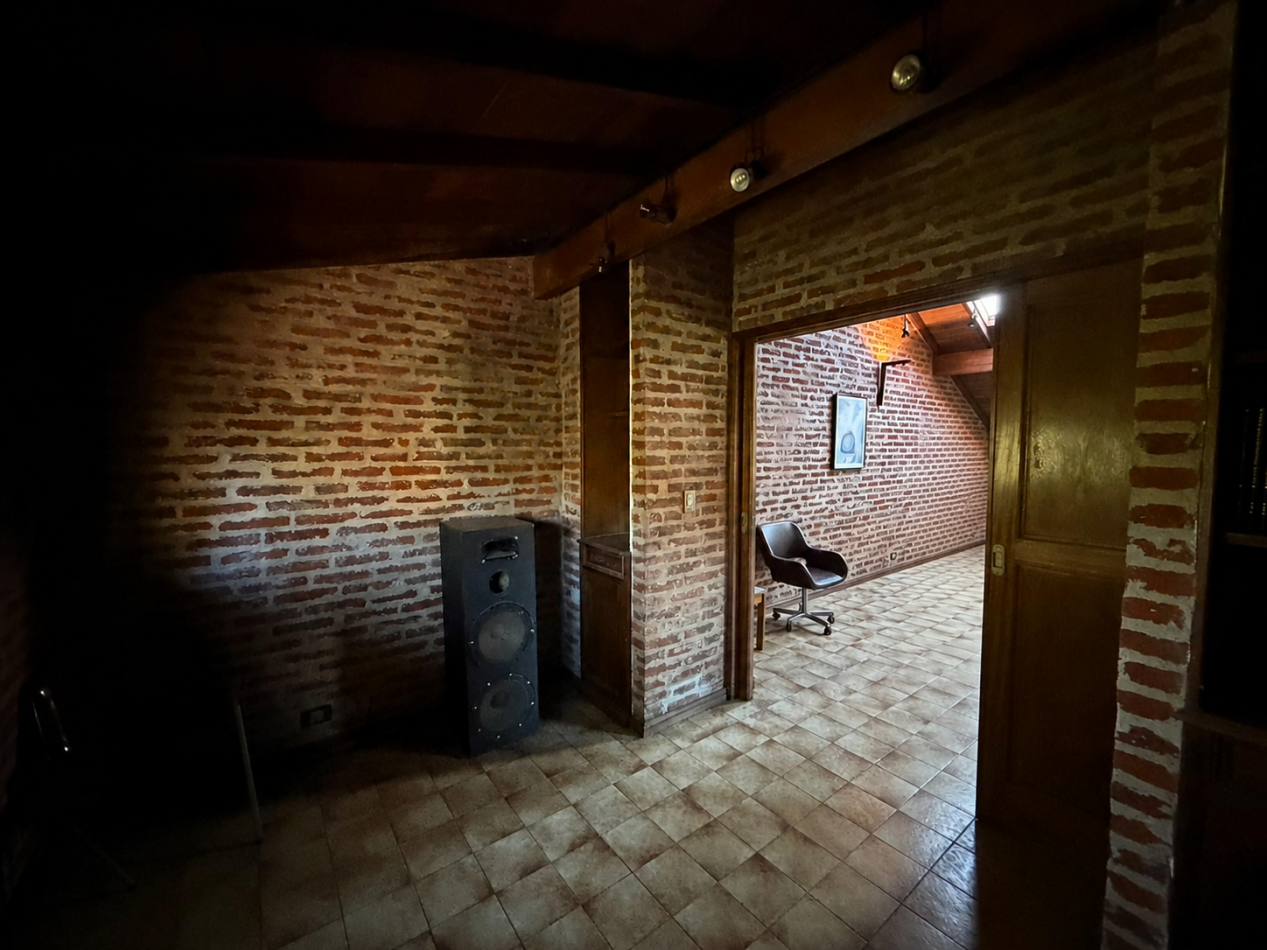 Hermosa casa de 7 ambientes en venta - Boulougne