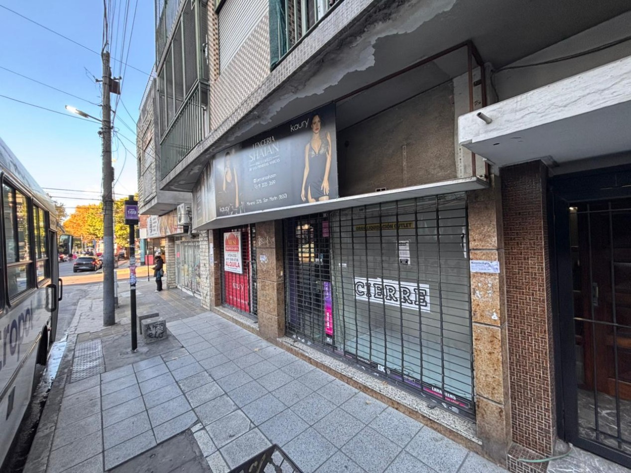 LOCAL ZONA ALTO TRANSITO - General San Martin. 