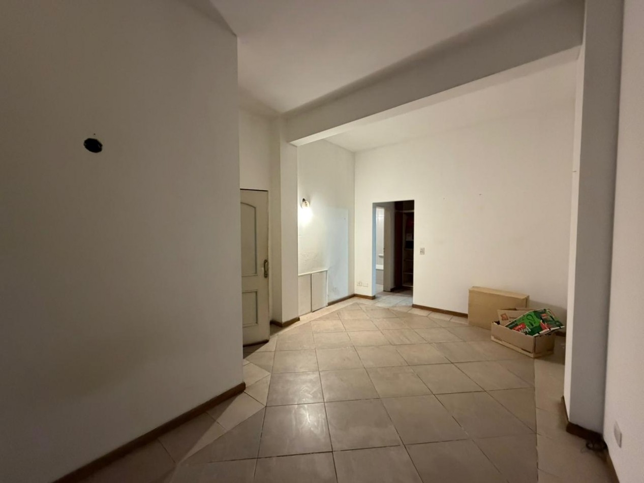 Departamento monoambiente en planta baja con espacio guardacoche - San Martin