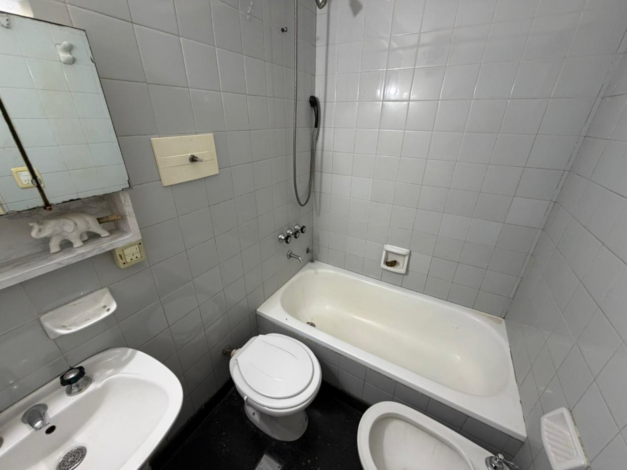 Depto. 3 ambientes con balcon. - Centro San Martin
