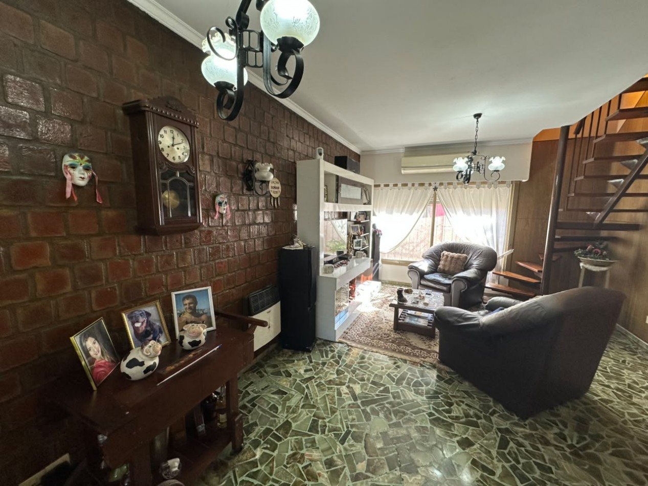 Hermosa Casa 5 Ambientes - Villa Ballester