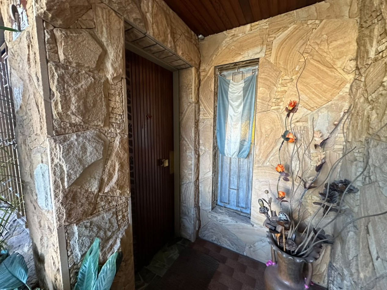 Hermosa Casa 5 Ambientes - Villa Ballester