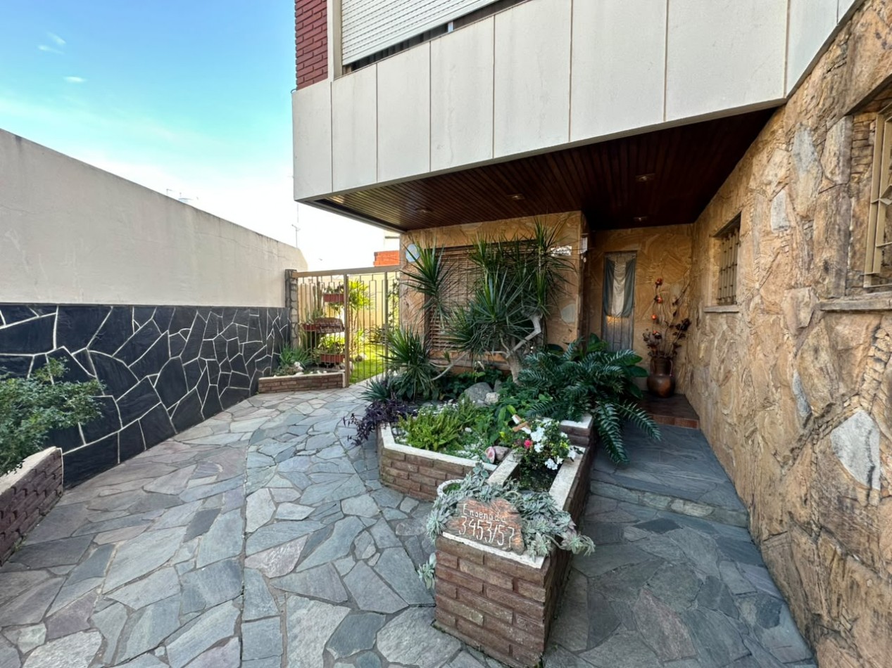 Hermosa Casa 5 Ambientes - Villa Ballester