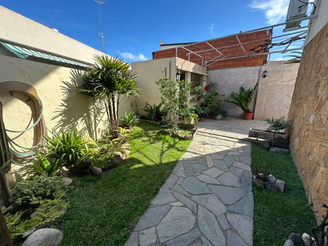 Hermosa Casa 5 Ambientes - Villa Ballester