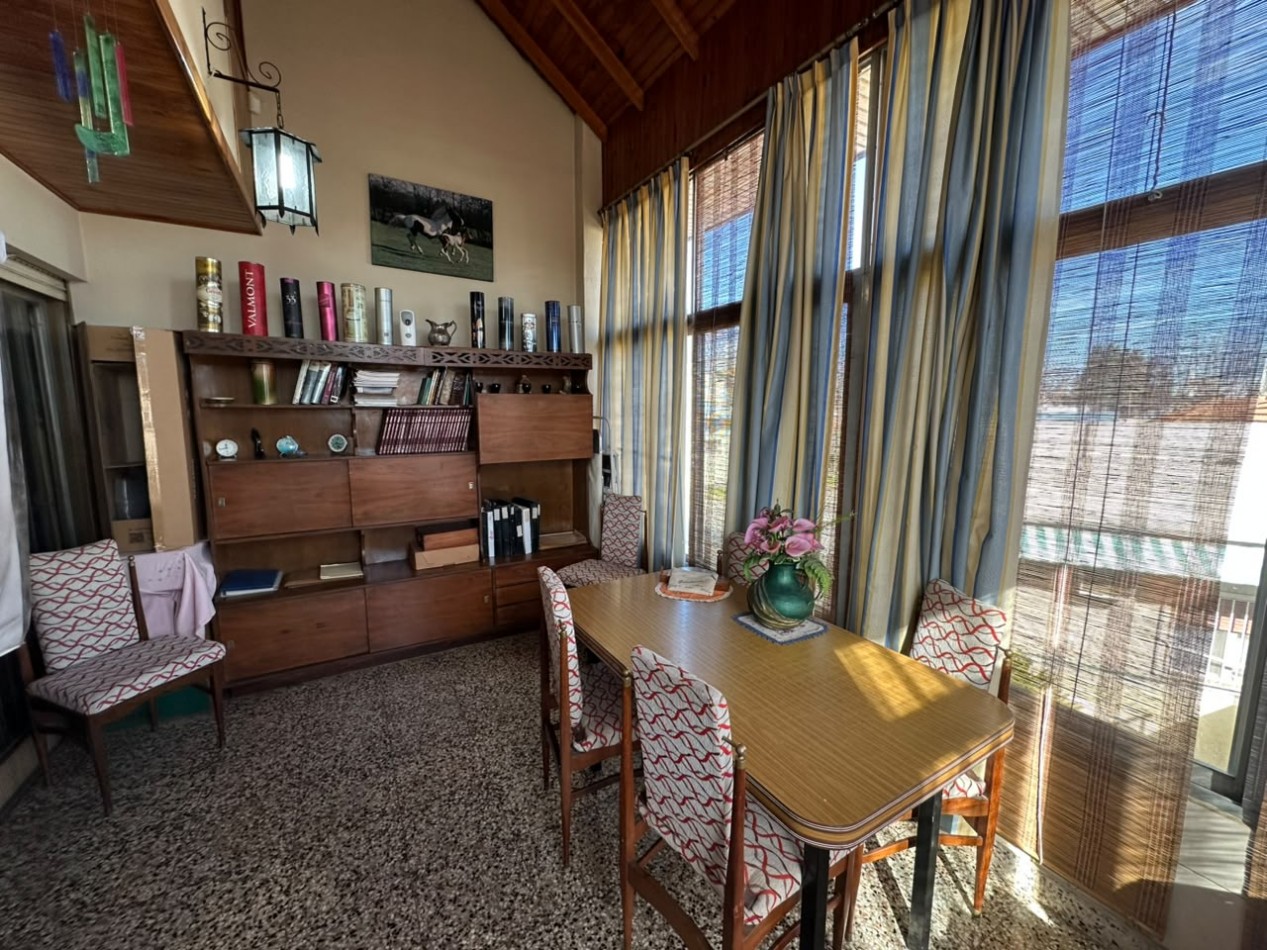 Hermosa Casa 5 Ambientes - Villa Ballester