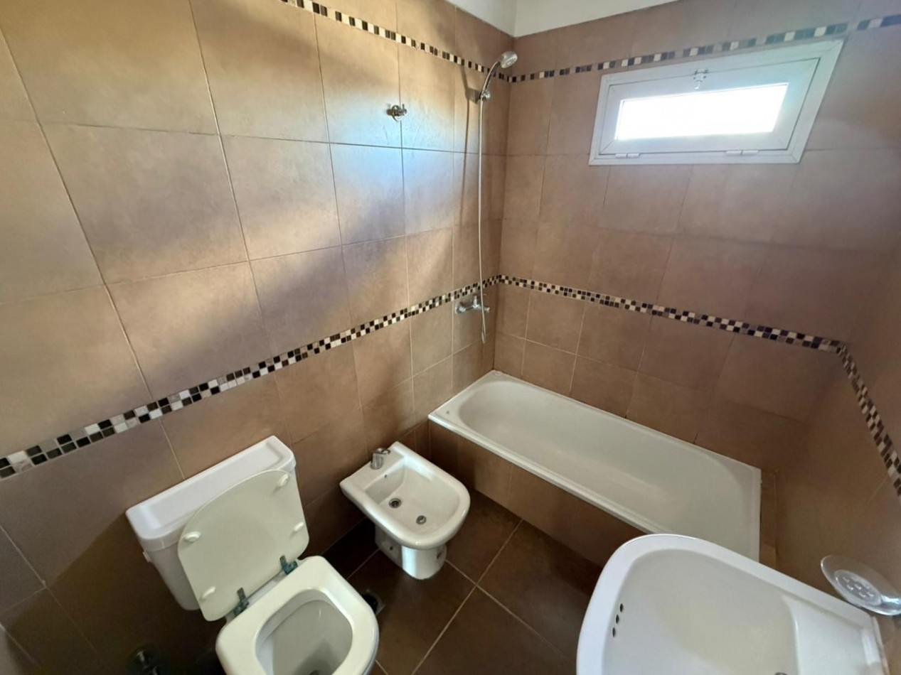 Excelente departamento de 2 ambientes con cochera - San Martin