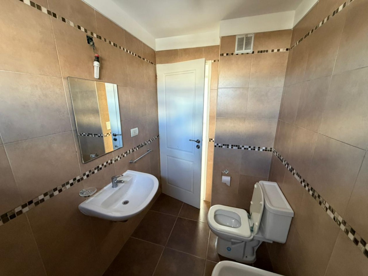 Excelente departamento de 2 ambientes con cochera - San Martin