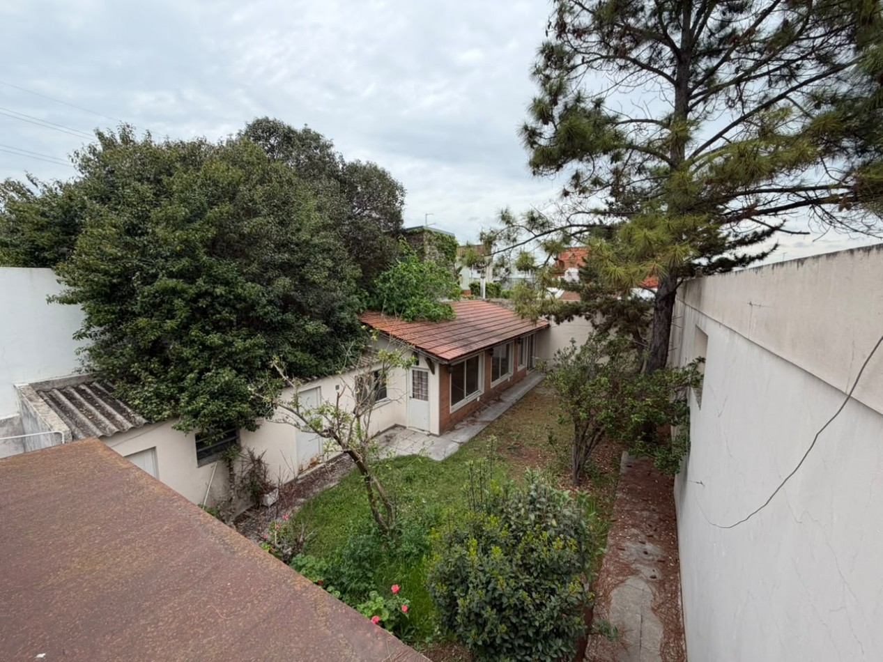 Casa de 5 ambientes en alquiler - Villa Ballester