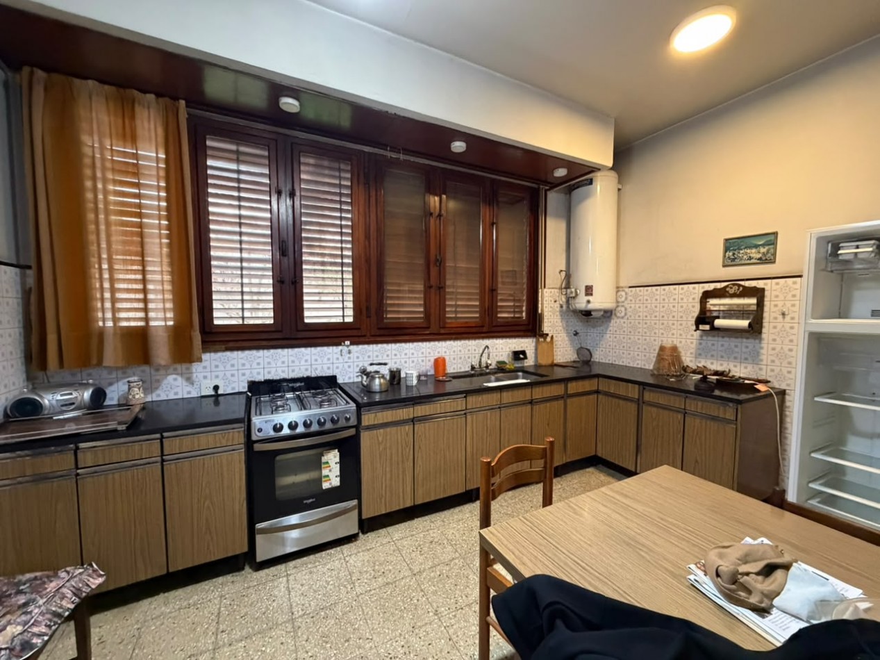 Casa de 5 ambientes en alquiler - Villa Ballester