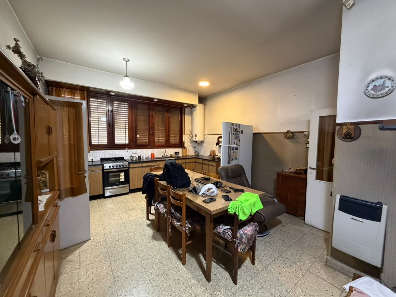 Casa de 5 ambientes en alquiler - Villa Ballester