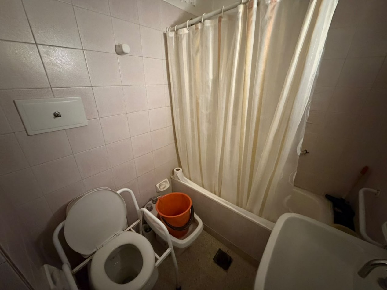 Casa de 5 ambientes en alquiler - Villa Ballester