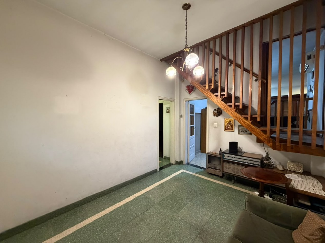 Casa de 5 ambientes en alquiler - Villa Ballester