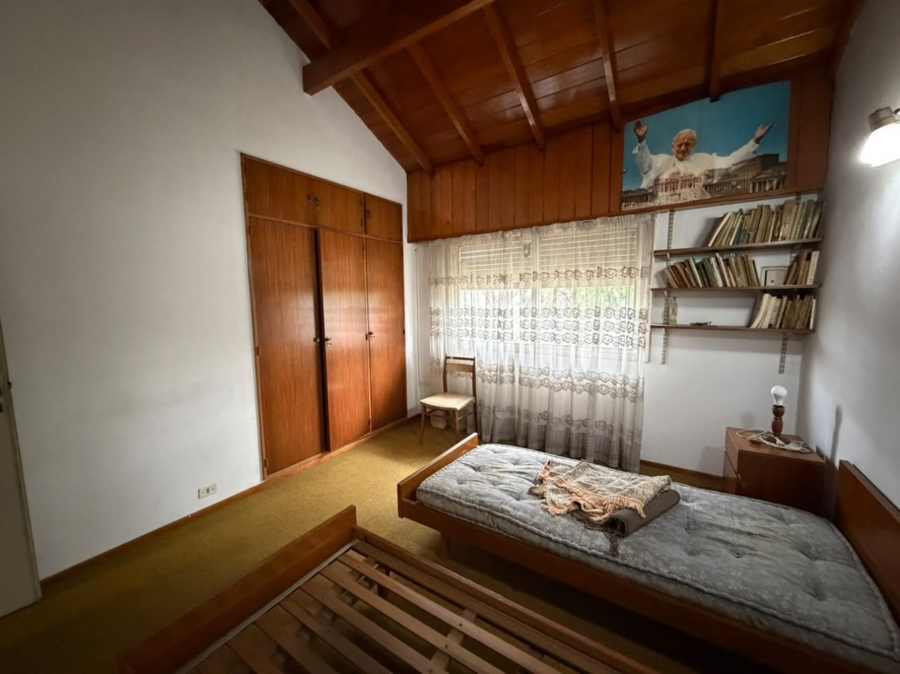 Casa de 5 ambientes en alquiler - Villa Ballester