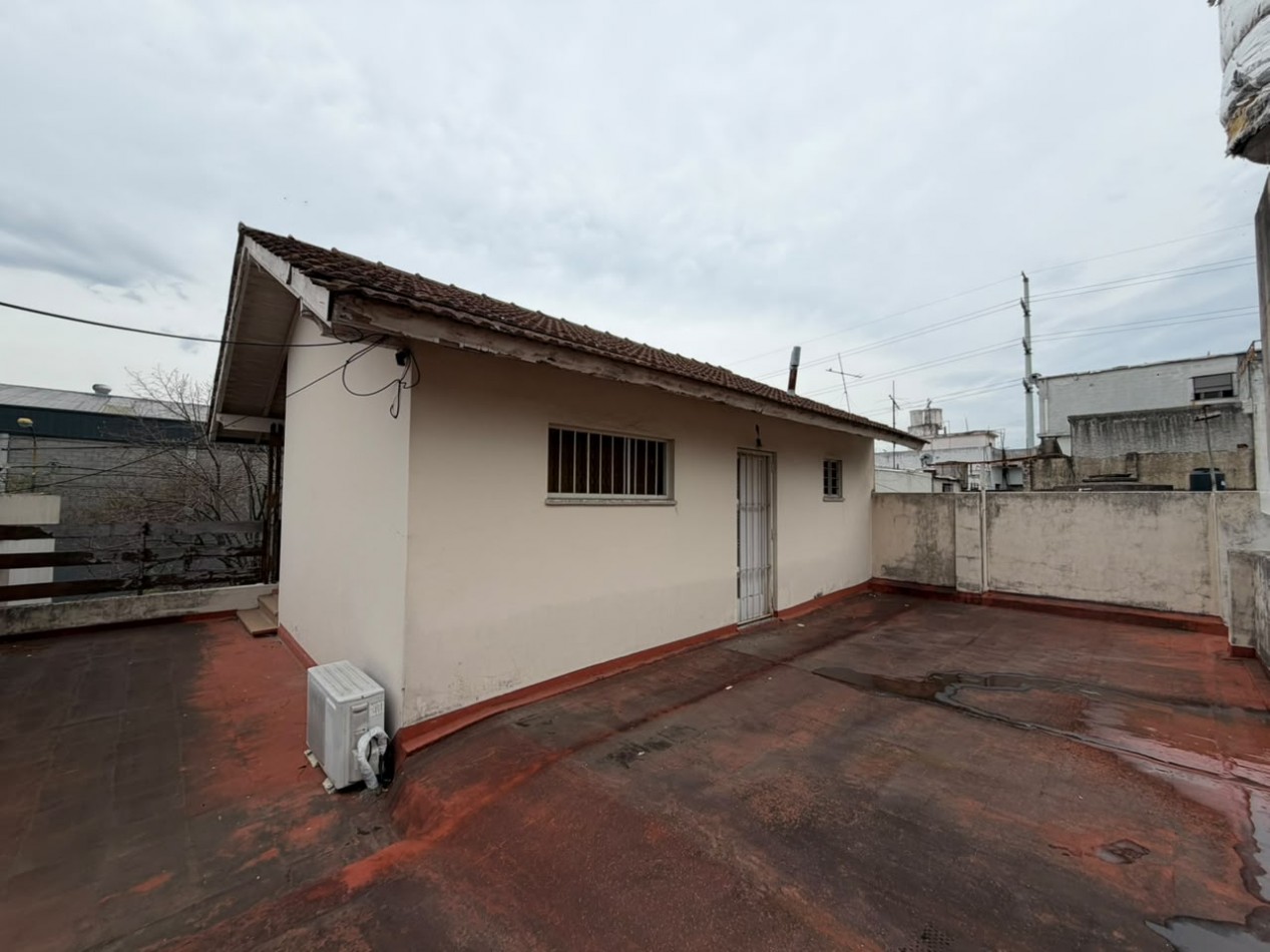 Casa de 5 ambientes en alquiler - Villa Ballester