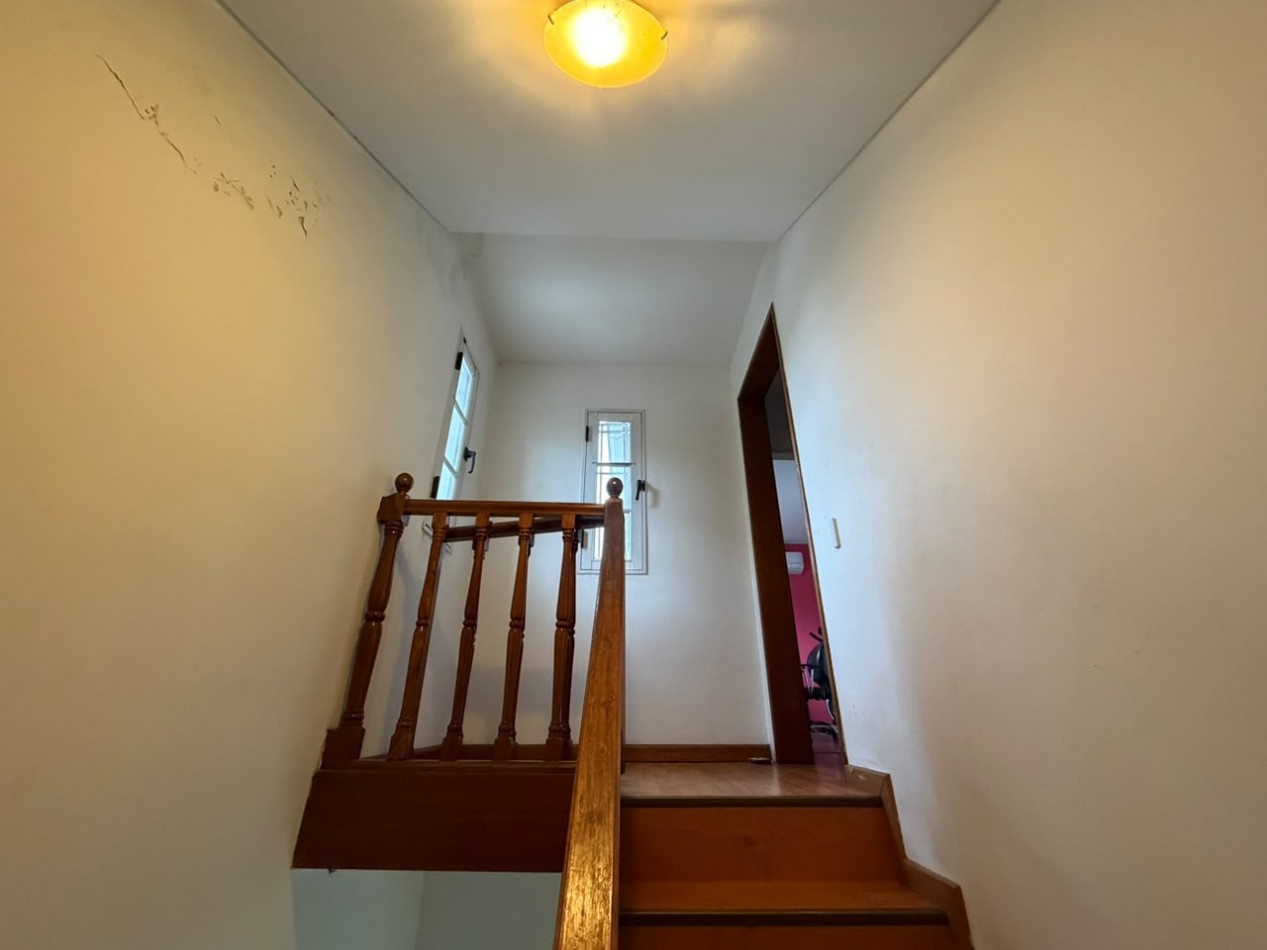 Hermosa Casa De 5 Ambientes - Villa Ballester